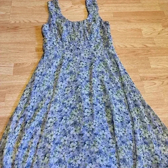 Northstyle Floral Mid Length Dress Size 10 - Picture 6 of 14